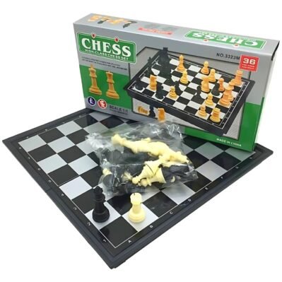 AJEDREZ CAJA VERDE MEDIANO - imagen